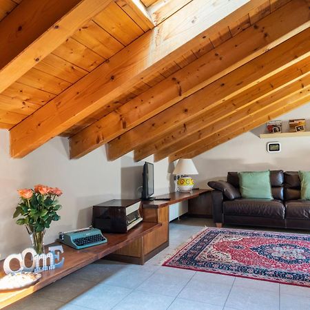Appartement Le Rose à Venegono Superiore Extérieur photo